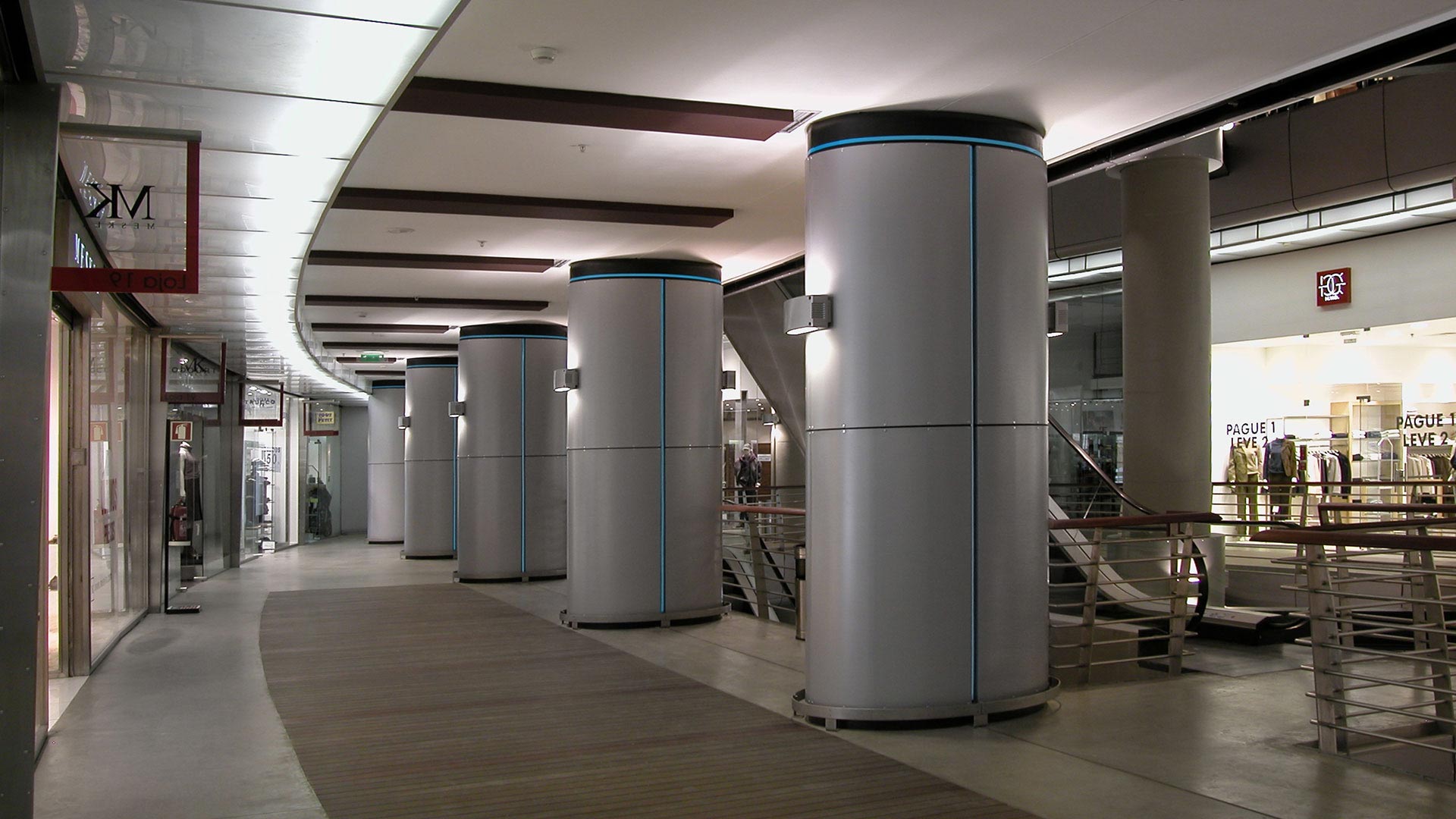 Centro Comercial “Acqua Roma”